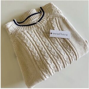 NWT Neuflora Montclair Sweater - Size S